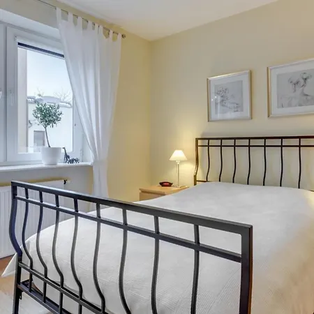 Apartment Kameralny Victus Z Balkonem By Renters Sopot